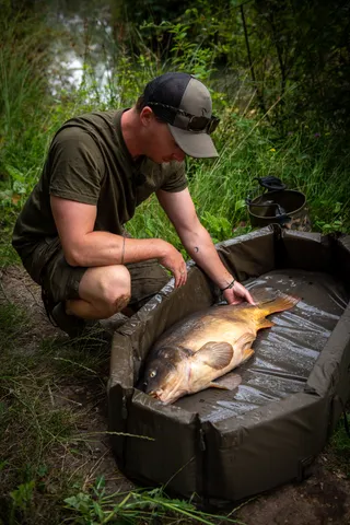 Fox Carpmaster Welded Mat Unhooking Mat 115x65cm PVC
