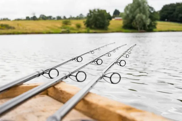 Preston Monster Xtreme Distance Feeder 3.8m 150g