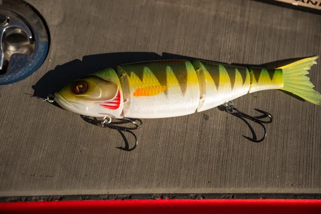Fox Rage Replicant Swim Swimbait NHL494 18cm Perch