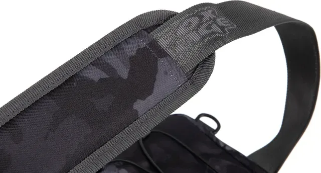 Fox Rage Camo Voyager Tackle Bag Medium