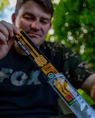 Fox Edges Wide Gape Rig Size 6 9.1kg 2pcs Camo Short Line Aligna