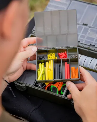 Fox Edges 27x19x7cm 37 Compartments Plastic Tackle Box