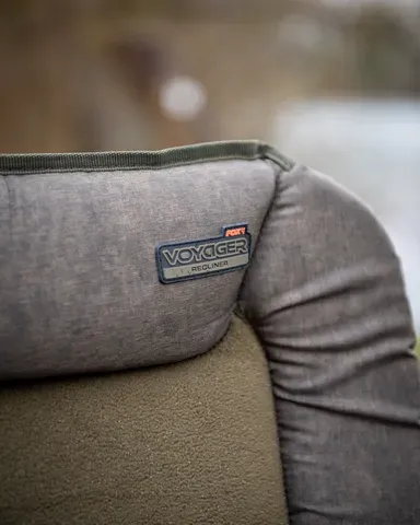 Fox Voyager Recliner Chair 70cm 75cm 7kg Polyester