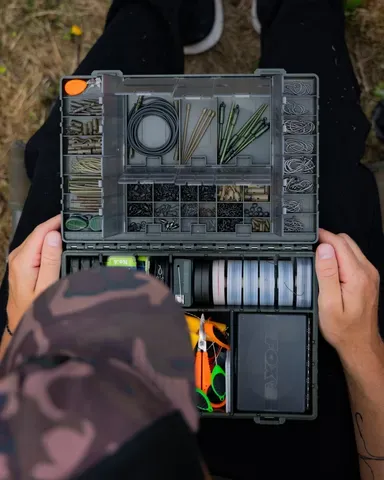 Fox Edges 27x19x7cm 37 Compartments Plastic Tackle Box