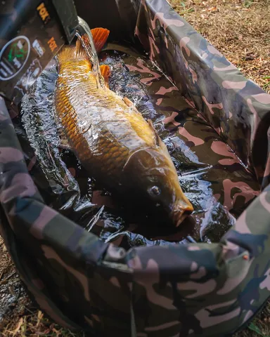 Fox Camolite Deluxe Welded Mat 117cm 57cm