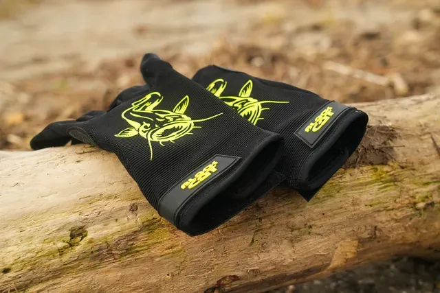 Black Cat Cat Gripper Gloves M
