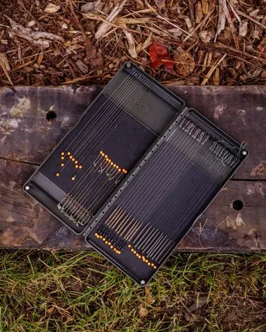 Fox Edges Rig Box Medium 2 Compartments