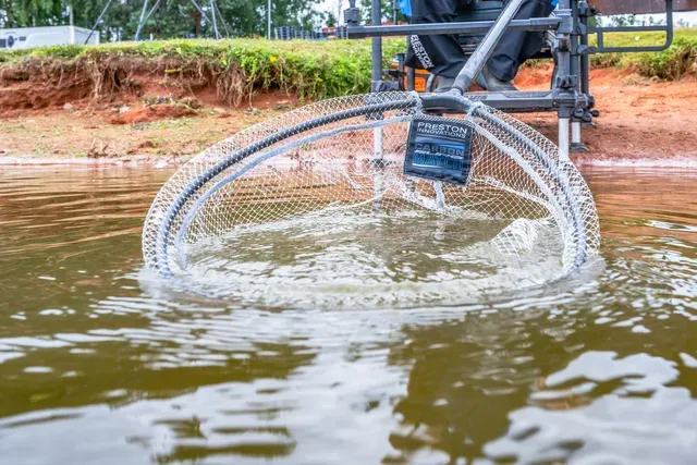 Preston Carbon Euro Match Kescher 41cm Nylon