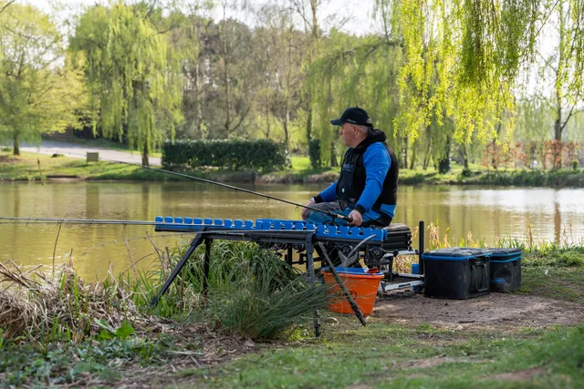 Preston Inception Pro Roost Deluxe 16 136cm