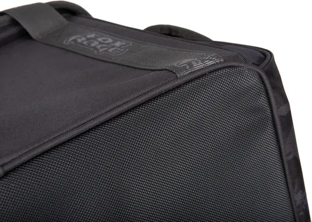 Fox Rage Camo Voyager Moulded XL Carryall 50x33x31cm