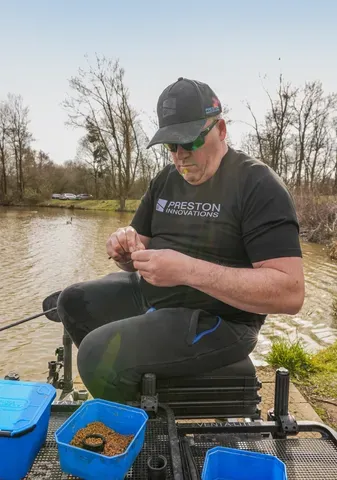 Preston Lightweight Black Raglan T-Shirt 100% Cotton Short Sleeve XL