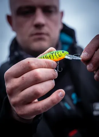 Salmo Rattlin' Executor Crankbait SDR 7cm 1.5–3.9m 8g Clear Green Tiger