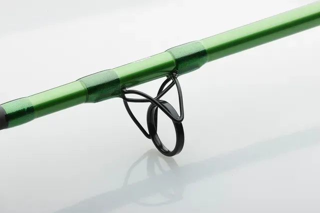 Madcat Green Heavy Duty Spinning Rod 2.4m 200–400g