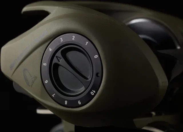 Savage Gear SG8 250 Baitcasting Reel 8.1:1 Right