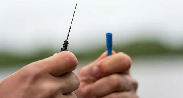 Preston Floater Disgorger Baiting Needle Plastic Coarse