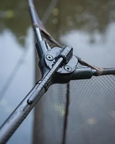Fox Lever-lok Landing Net 107cm 2K Carbon Camo Mesh