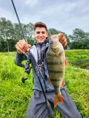 Savage Gear Revenge SG8 Medium Game Spinning Rod 2.25m 7–36g Extra Fast