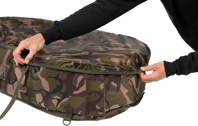 Fox Camolite Deluxe Welded Mat 117cm 57cm