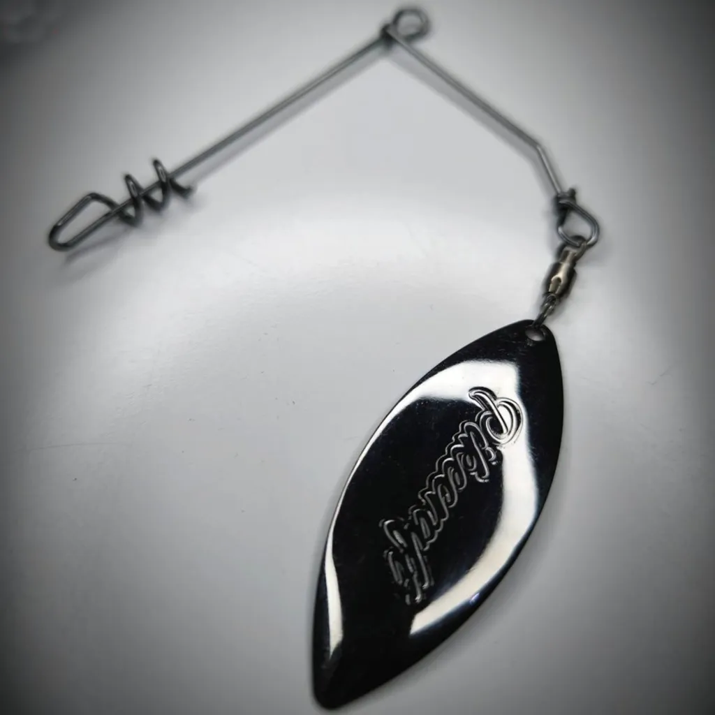Pikecraft The Screw In Spinnerbait Willow Black Nickel Large