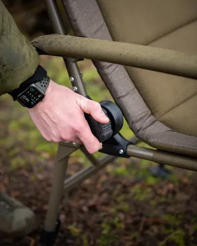 Fox Voyager Large Klappstuhl 7.5kg 70cm 84cm Polyester