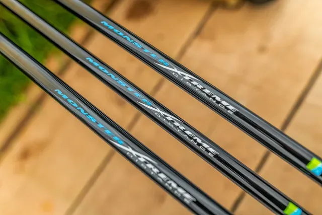 Preston Monster Xtreme Distance Feeder 4.2m 200g