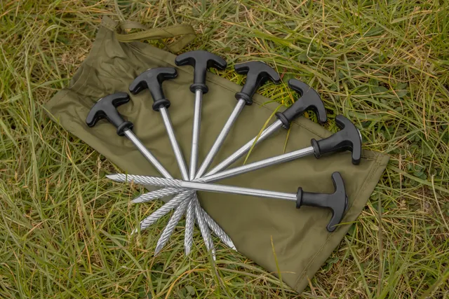 Black Cat Kraken Shelter 210cm 100% Polyester