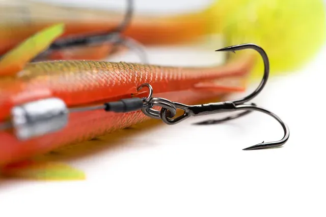 Fox Rage Super Slick Shad 18cm 49g UV Natural Perch 1/0 Hook