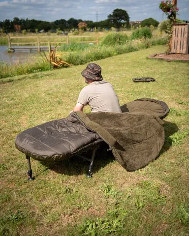 Fox Voyager Compact 210cm 4 Season 100% Polyester