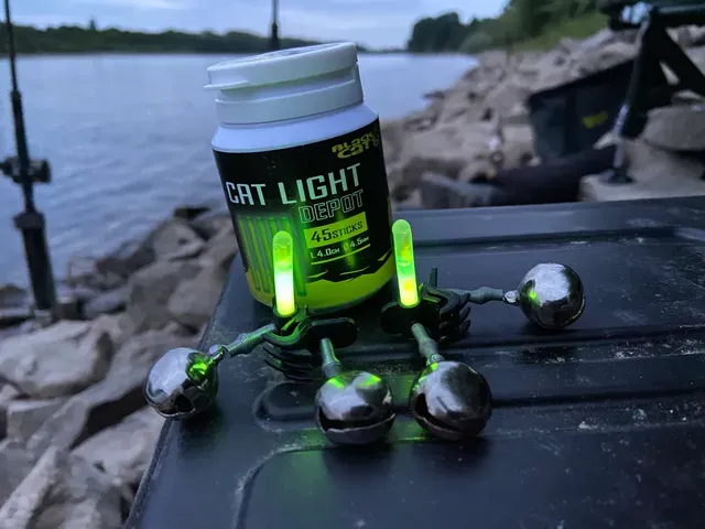 Black Cat Hells Bells Bissanzeiger 3pcs Bell Clamp