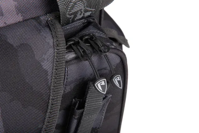 Fox Rage Camo Voyager Moulded XL Carryall 50x33x31cm