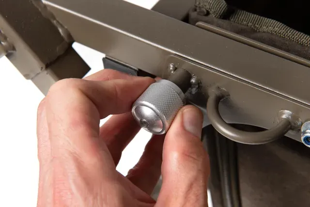 Fox Voyager Barrow 90–113cm 14.76kg Steel Pneumatic