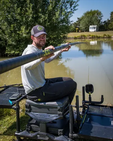 Matrix XTR300 Ultra Power Fishing Pole 13m