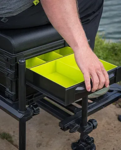 Matrix F25 Pro Seatbox Black Edition 13.5kg 76.1cm Aluminium