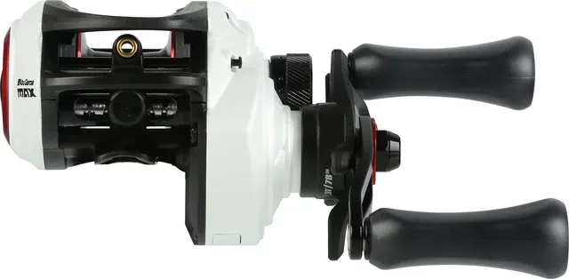 Abu Garcia Max Pro Low Profile Baitcasting Reel 7.5:1 Left
