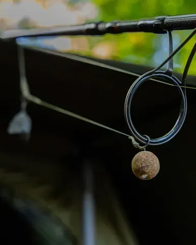 Fox Edges Wide Gape Rig Size 6 9.1kg 2pcs Camo Short Line Aligna