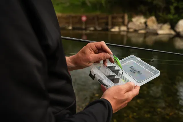 Fox Rage Box Mini Tackle Box 6 Compartments 15.5x9x4cm Clip-Fastening Plastic