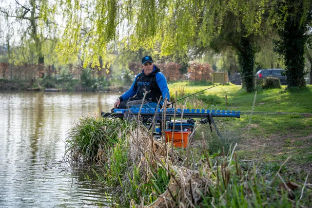 Preston Inception Pro Roost Deluxe 16 136cm