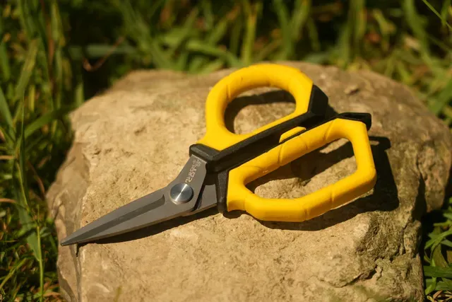 Black Cat HD Braid Scissors 15.2cm Titanium Coated Stainless Steel