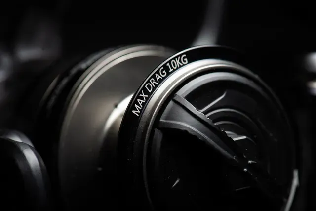 Savage Gear SGS8 Spinning Reels 10000 1550g 8+1