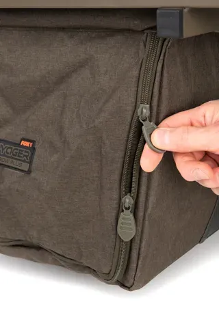 Fox Voyager Barrow Plus 1 17.45kg 94cm Pneumatic