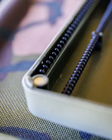 Fox Edges Tackle Box 35.5x13x3.5cm 2 Compartments Rig Box EVA Foam