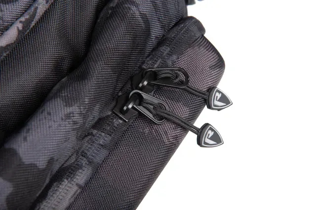 Fox Rage Camo Voyager Belt Bag 68x21x18cm