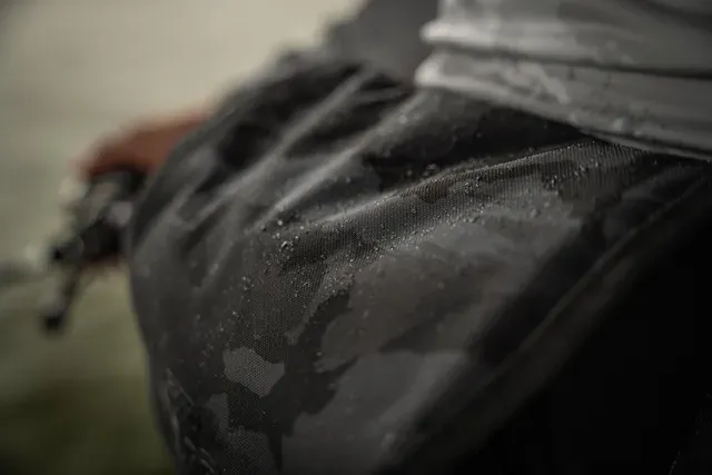 Fox Rage Camo Voyager Belt Carryall 28x15x19cm 2 Compartments