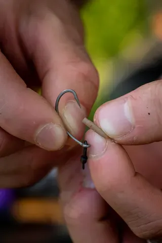 Fox Edges Camo Ronnie Sleeves 10pcs