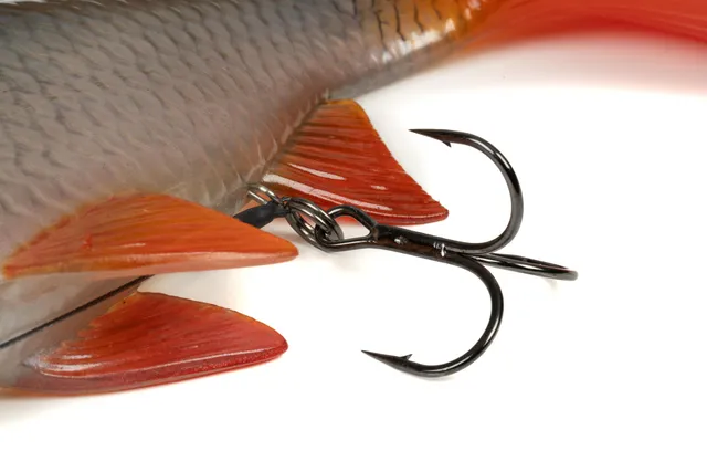 Fox Rage Ultra Natural Roach Replicant Swimbait 28cm 255g
