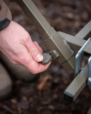 Fox Voyager Barrow Plus 1 17.45kg 94cm Pneumatic