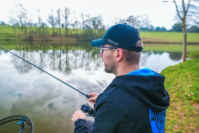 Preston HD Cap Black Blue