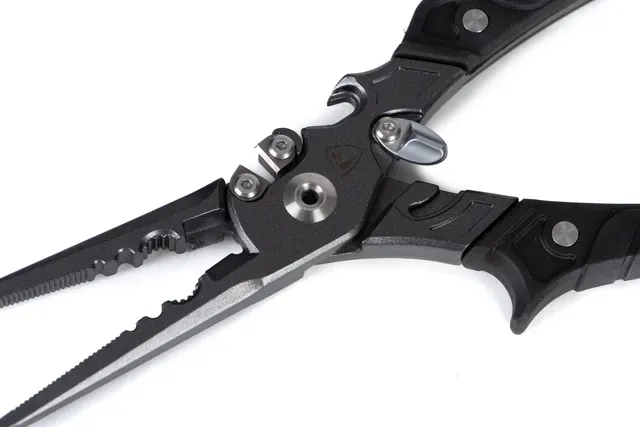 Fox Rage Belt Pliers 23cm Tungsten Carbide Side Cutters Serrated 420 Stainless Steel