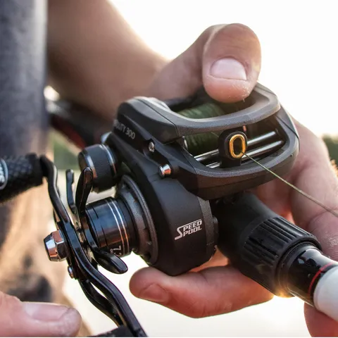 Lew's SuperDuty Baitcasting-Rolle 300 7.1:1 10.88kg 88.9cm Left