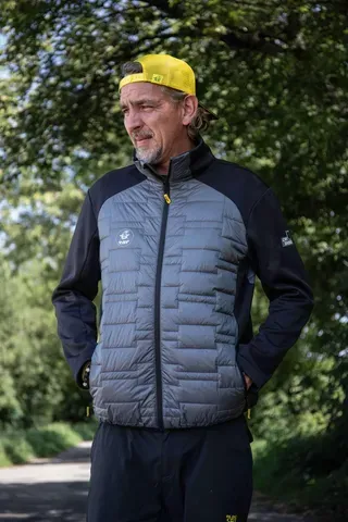 Black Cat Cat Shield Hybrid Top L